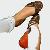 Adéla – Sandály s Výřezy a Dvoubarevnými Detaily