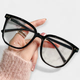 Adéla – Čtvercové Brýle s Ochrannou Proti Modrému Světlu