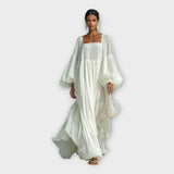 Sofie – Lehké Šaty s Rafinovanou Minimalistickou Estetikou