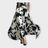 Adéla – Dlouhé Šaty s Uměleckou Elegancí