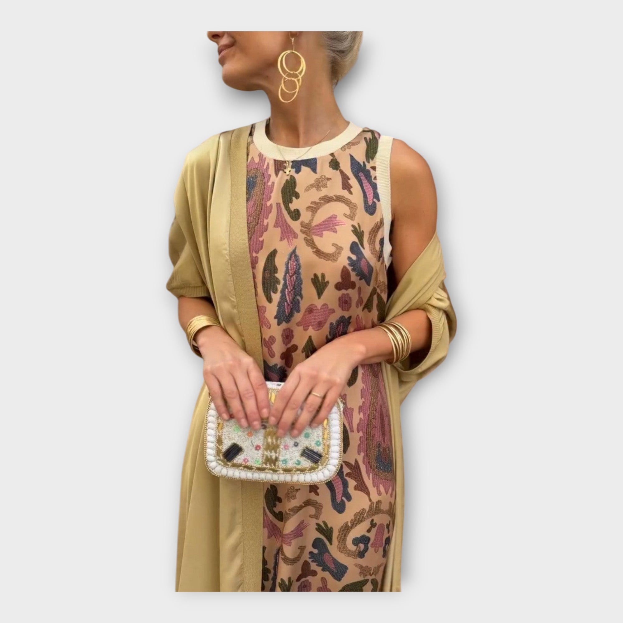 Sofie – Maxi Šaty s Moderními Vzory