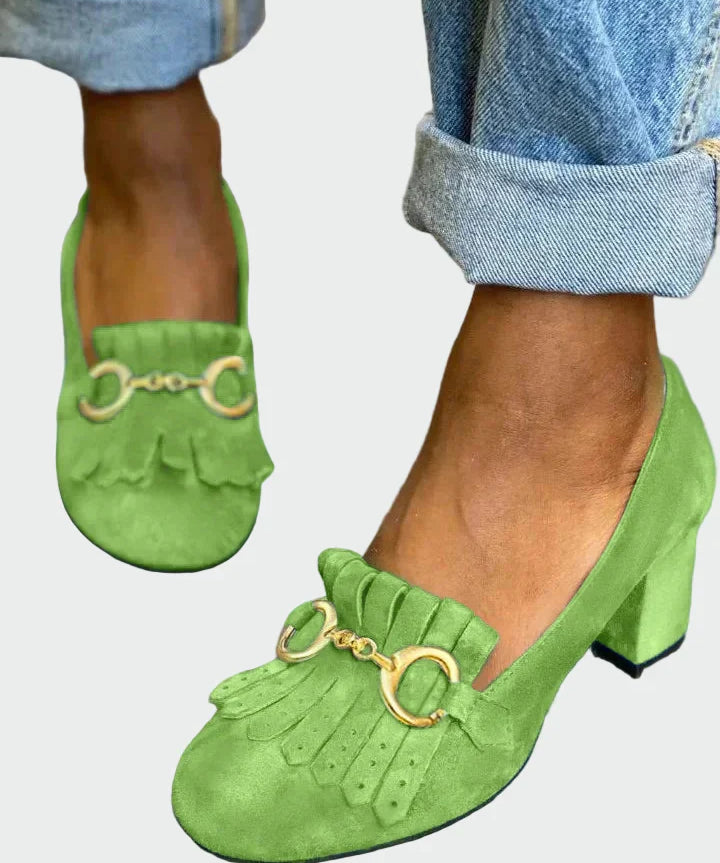 Adéla – Lodičky s Detaily Franjí a Zlatou Sponou