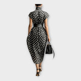 Adéla – Dlouhé Šaty s Rafinovanou a Nadčasovou Estetikou