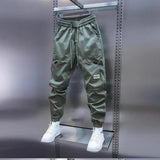 Adéla – Sportovní Kalhoty s Elegantními Detaily