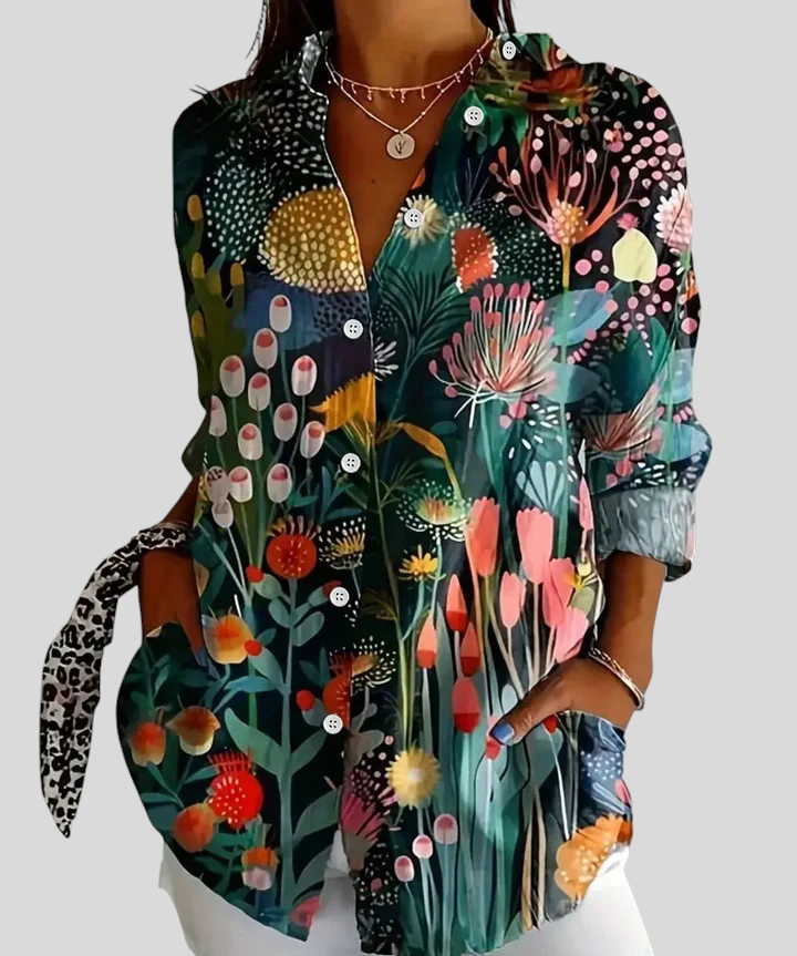 Rina – Halenka S Barevným Vzorem